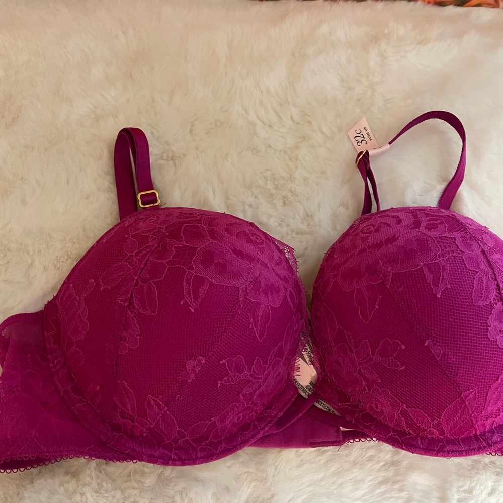 Victoria's Secret Fuchsia bombshell bras
